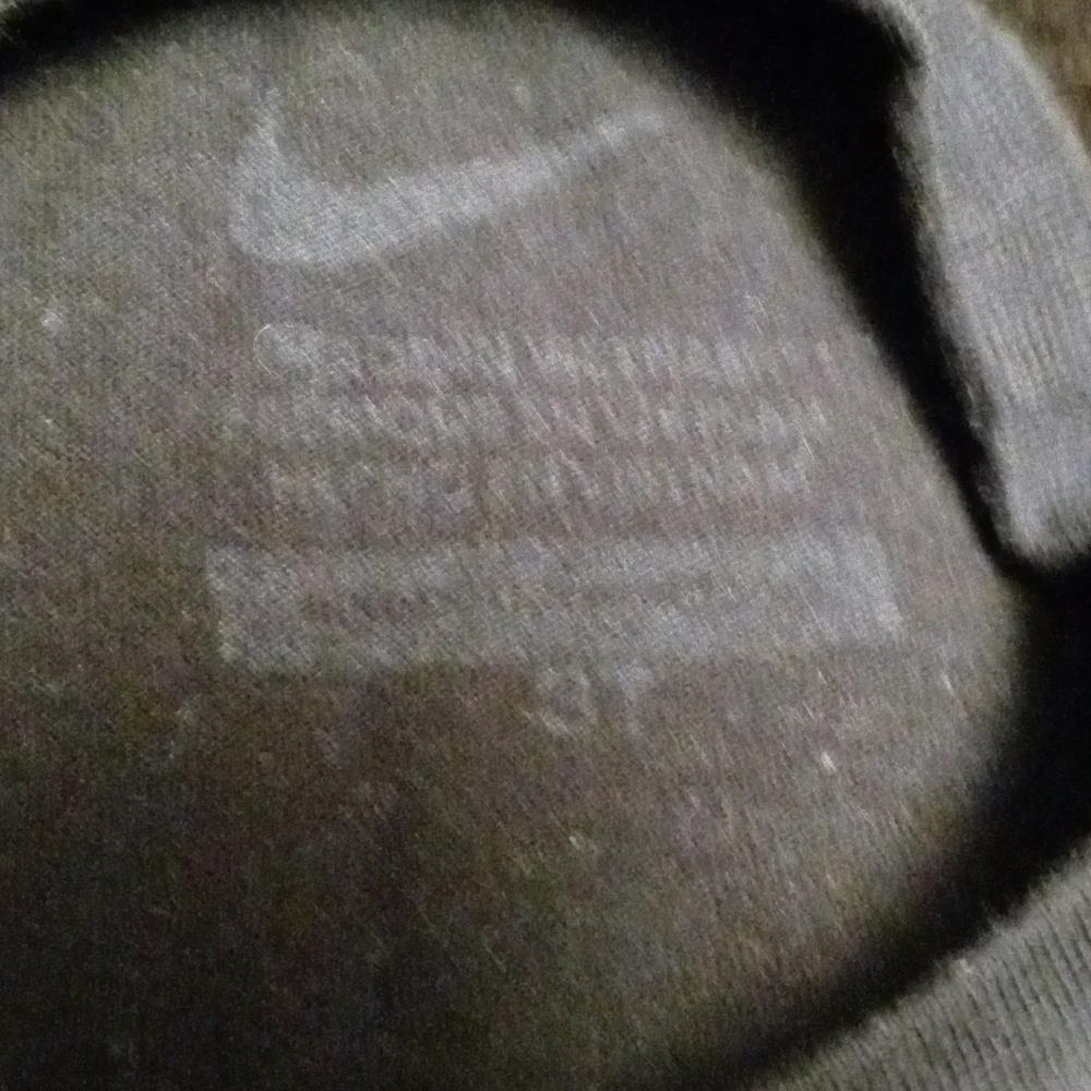 🎇Host Pick🖤BLACK NIKE SHIRT🖤 - Picture 2 of 4